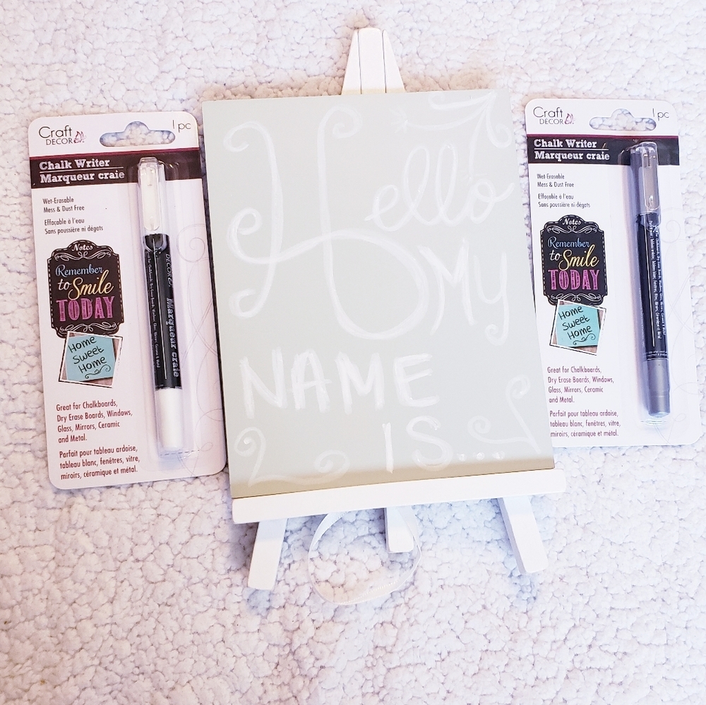 Green and White Chalkboard Easel with 2 Chalk Pens